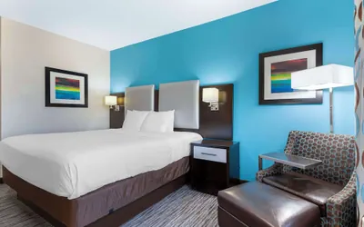 Photo 2 - Best Western Plus Pleasanton Hotel