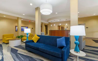 Photo 4 - Comfort Suites Sarasota - Siesta Key