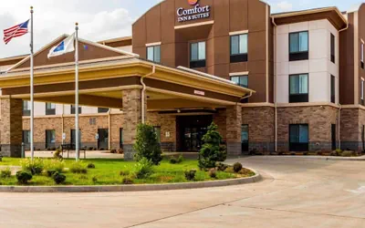 Photo 2 - Comfort Inn & Suites Alva
