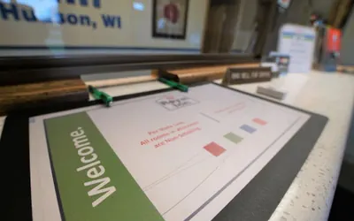 Photo 3 - Royal Inn - Hudson I-94 (Self Check-In)