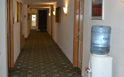 Photo 2 - Anaco Bay Inn