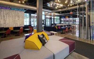 Photo 3 - Aloft by Marriott Miami Doral