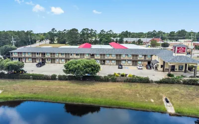 Photo 2 - Executive Inn and Suites