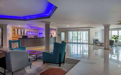 Photo 4 - TRYP by Wyndham Tallahassee North I-10 Capital Circle