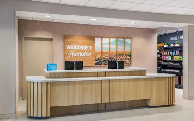 Photo 5 - Hampton Inn & Suites Prattville