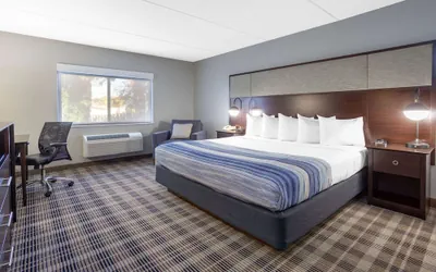 Photo 4 - AmericInn by Wyndham Madison South