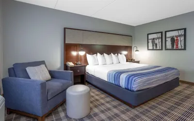 Photo 5 - AmericInn by Wyndham Madison South