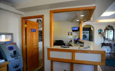 Photo 5 - Budget Inn Express