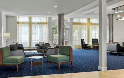 Photo 4 - Courtyard by Marriott Evansville East