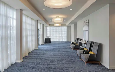 Photo 5 - Courtyard by Marriott Long Beach Airport