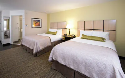 Photo 4 - Candlewood Suites Greeley by IHG