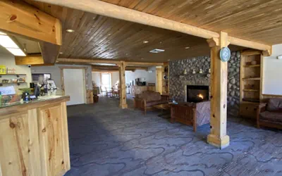 Photo 4 - River Canyon Lodge