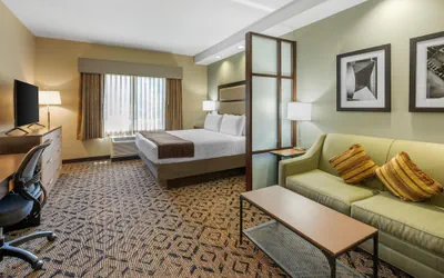 Photo 5 - Best Western Plus College Park Hotel