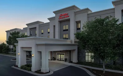 Photo 2 - Hampton Inn & Suites Huntsville/Research Park Area
