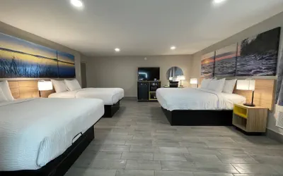 Photo 2 - Days Inn by Wyndham Sulphur Springs