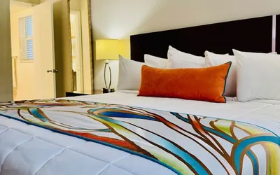 Photo 2 - Surfsider Resort