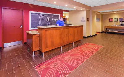 Photo 4 - Hampton Inn Waynesburg