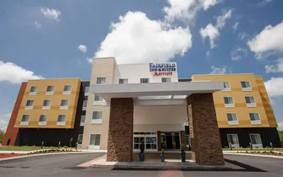 Photo 2 - Fairfield Inn & Suites Athens I65