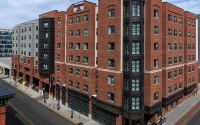 Photo 2 - Courtyard by Marriott Syracuse Downtown at Armory Square