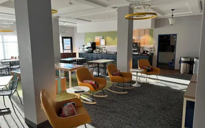 Photo 5 - Spark by Hilton Glendive
