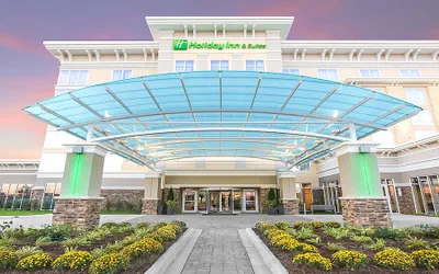 Holiday Inn Hotel & Suites East Peoria by IHG