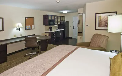 Photo 3 - Candlewood Suites Tupelo North by IHG
