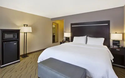 Photo 3 - Hampton Inn & Suites Elyria