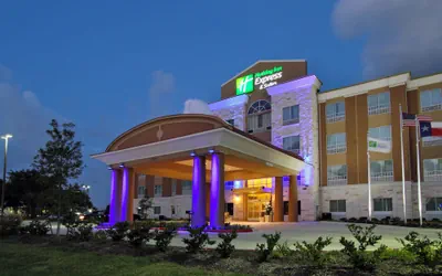 Photo 2 - Holiday Inn Express & Suites Houston East - Baytown by IHG