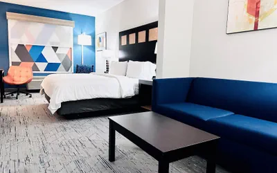 Photo 5 - Holiday Inn Express & Suites Houston East - Baytown by IHG