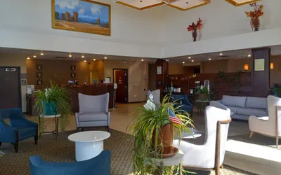 Photo 4 - Comfort Suites Farmington