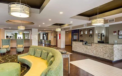 Photo 3 - Comfort Suites near Tanger Outlet Mall