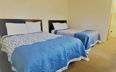 Photo 4 - Country Place Inn And Suites