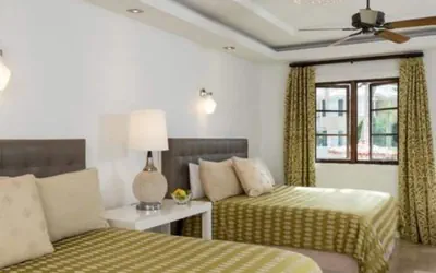 Photo 5 - Black Dolphin Inn