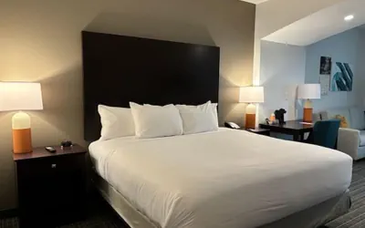 Photo 5 - Comfort Inn & Suites Verona at Turning Stone Resort Casino