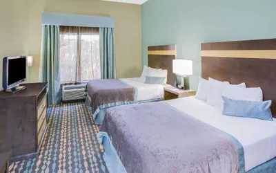 Photo 4 - Wingate by Wyndham Bossier City, LA
