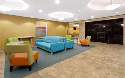 Photo 4 - La Quinta Inn & Suites by Wyndham Dickinson