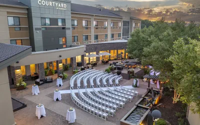 Photo 4 - Courtyard Mankato Marriott