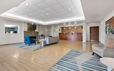 Photo 4 - Comfort Inn & Suites Marion I-57