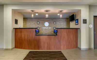 Photo 3 - Comfort Inn & Suites Marion I-57