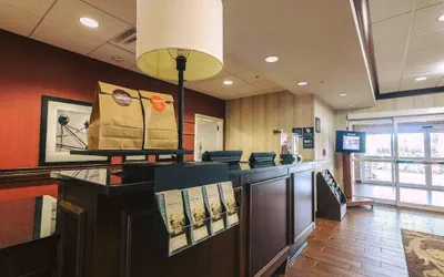 Photo 4 - Hampton Inn Bangor