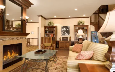 Photo 2 - Country Inn & Suites by Radisson, Minot, ND