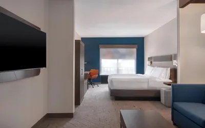Photo 5 - Holiday Inn Express Hotel & Suites Prattville South by IHG