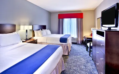 Photo 3 - Holiday Inn Express & Suites Oak Ridge by IHG
