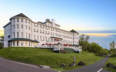 Hotel Chequamegon, BW Signature Collection
