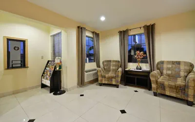 Photo 3 - Americas Best Value Inn & Suites Lake Charles at I-210 Exit 11