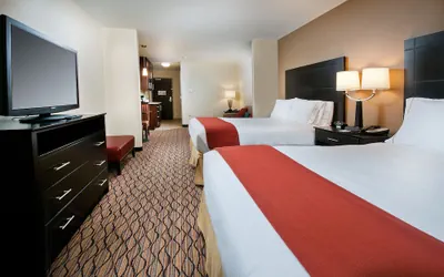 Photo 5 - Holiday Inn Express Hotel & Suites Pearsall by IHG