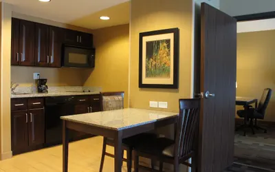 Photo 5 - Homewood Suites by Hilton Coralville - Iowa River Landing