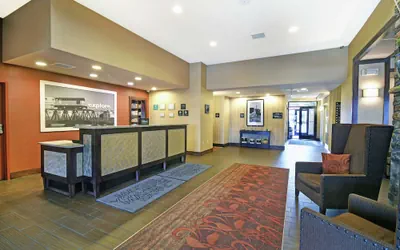 Photo 4 - Hampton Inn Beloit
