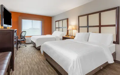 Photo 4 - Holiday Inn Express Hotel & Suites Albert Lea - I-35 by IHG