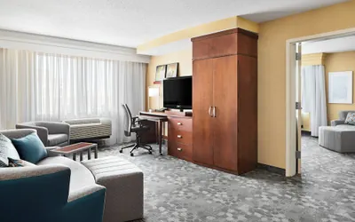 Photo 2 - Courtyard by Marriott Newark Downtown